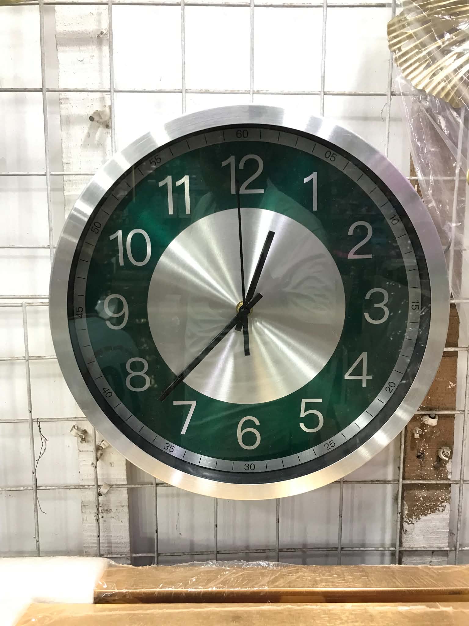 Walll clock