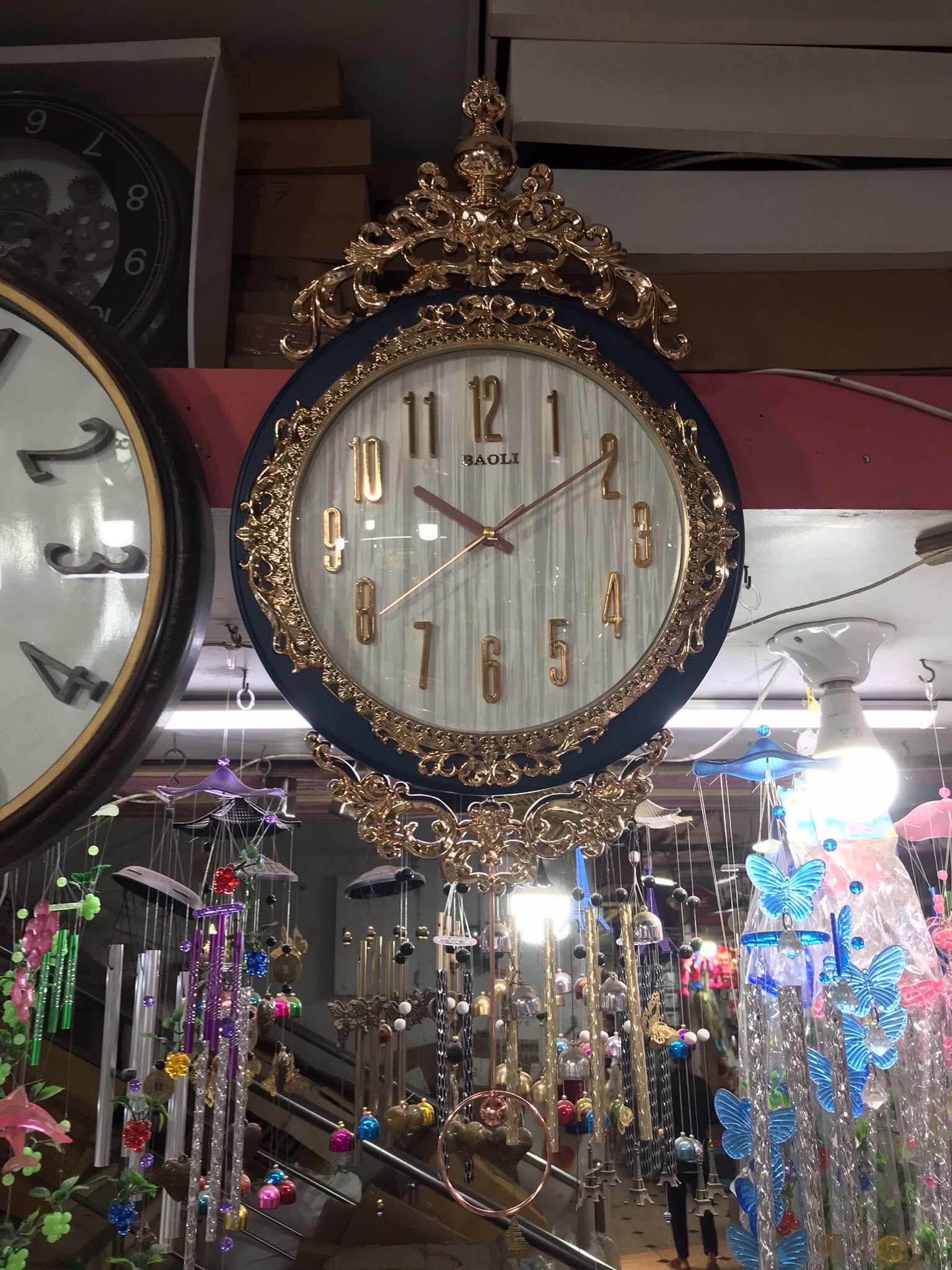 Luxurious Design Pendulum Wall clock.